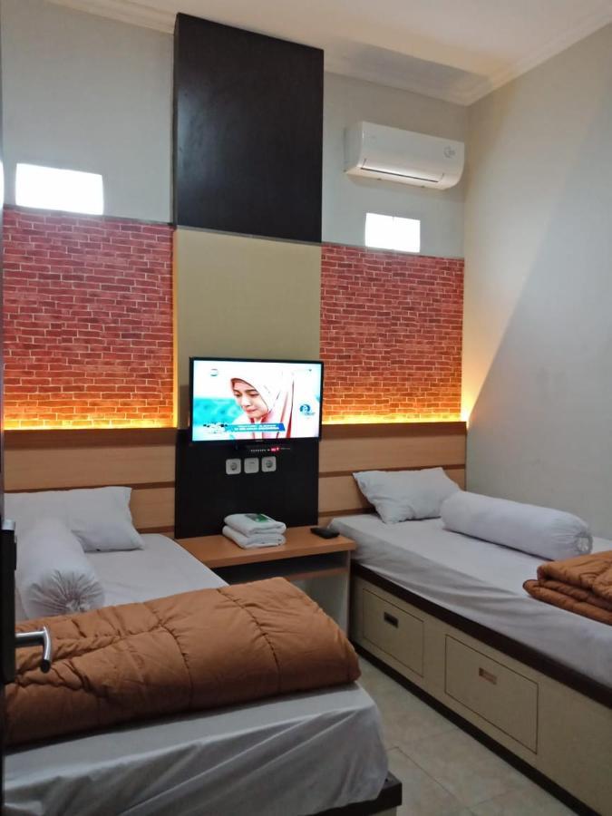 Alastuwo Amaya Guest House Syariah المظهر الخارجي الصورة