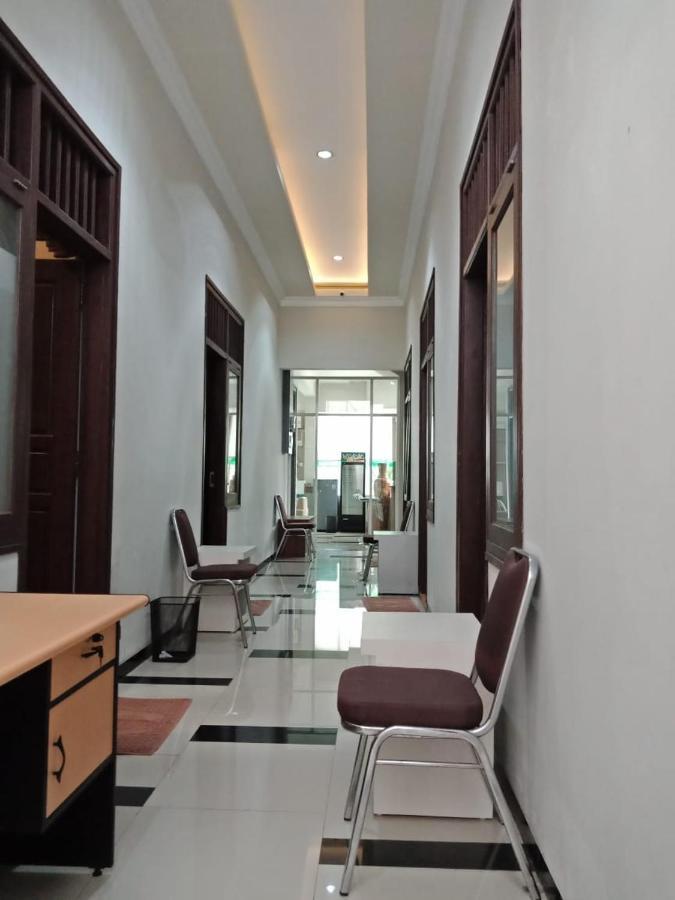 Alastuwo Amaya Guest House Syariah المظهر الخارجي الصورة